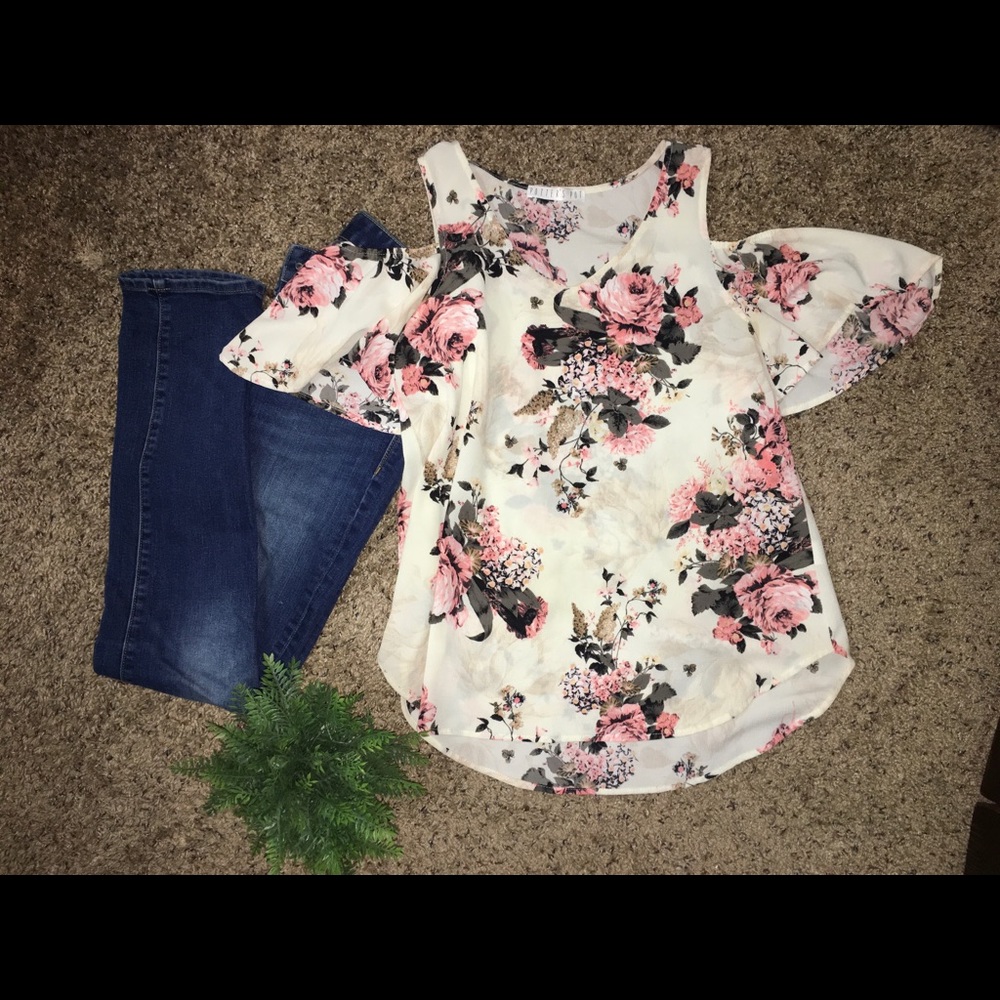 Off the shoulder floral shirt